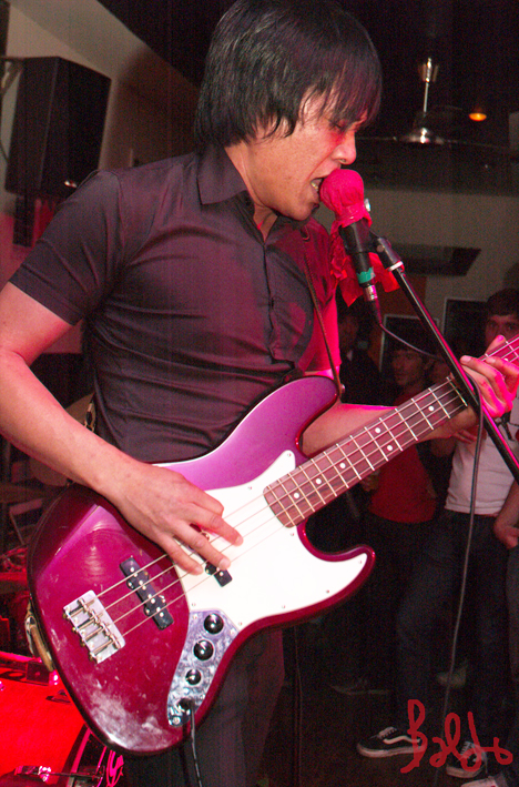 60-2-swingers-01-05-09_117