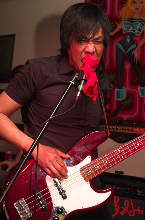 60-2-swingers-01-05-09_130