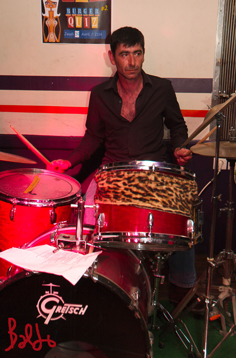 60-2-swingers-01-05-09_132