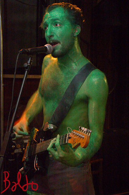picolo09-12-09-060