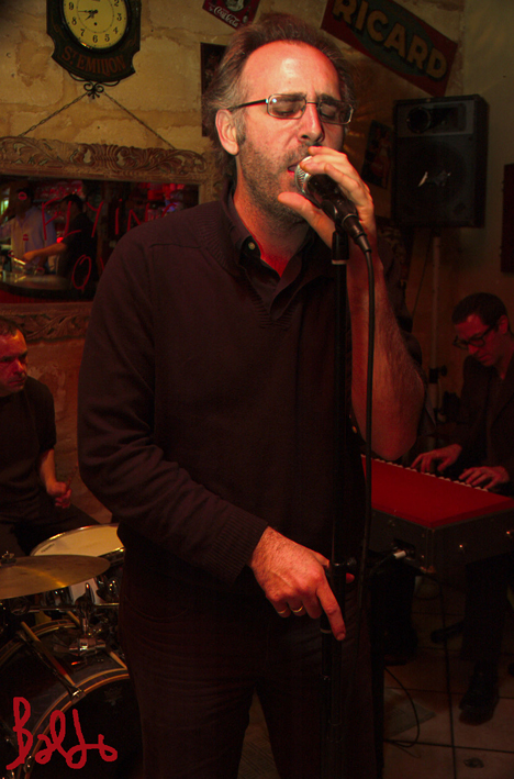 hurly-01-05-09_19