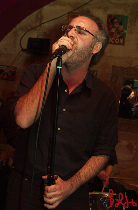 hurly-01-05-09_37