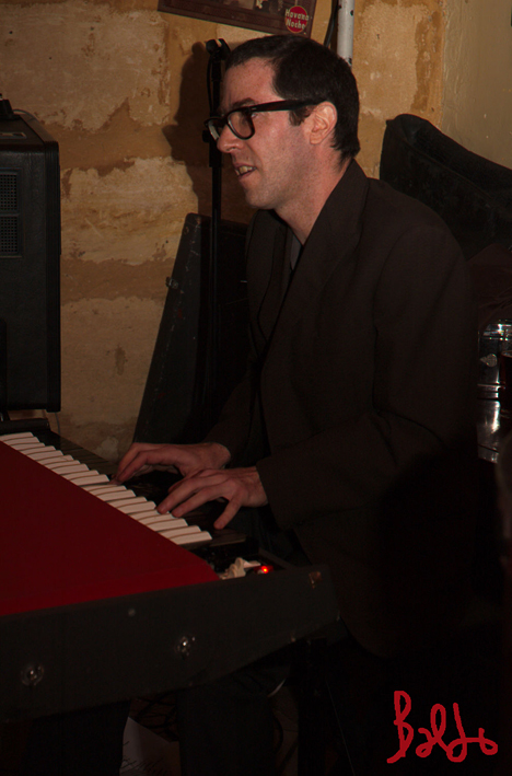 hurly-01-05-09_42