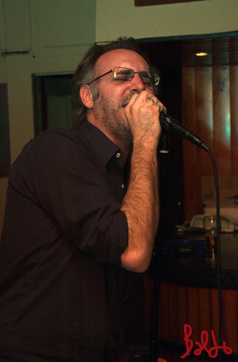 hurly-01-05-09_51