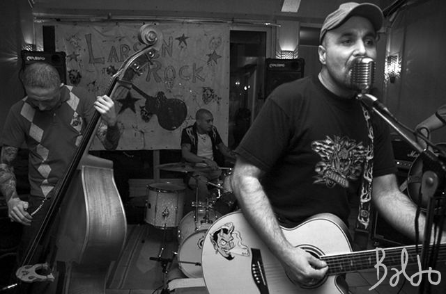 brain-eaters10-16-09-085