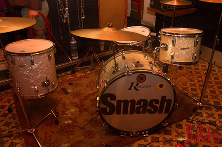 smash-feline09-18-09-019