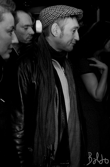 75soucoupes5dec08-75_nb