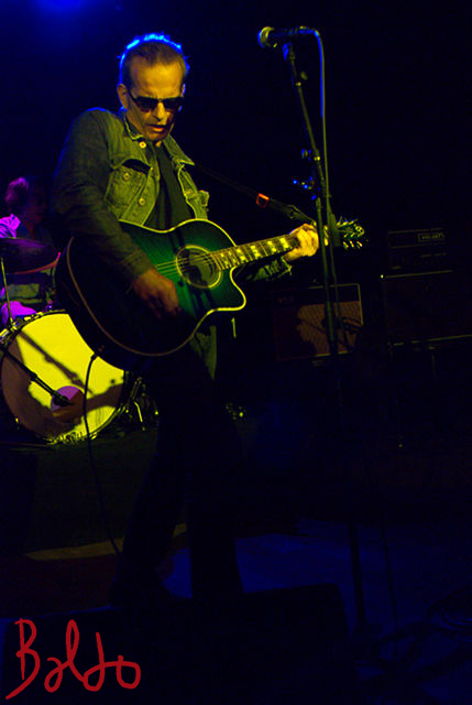 Soucoupes-scene10-15-00030