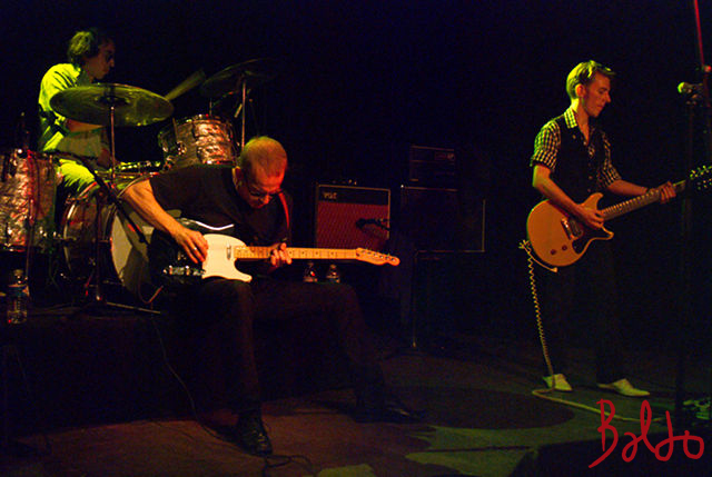 Soucoupes-scene10-15-00045