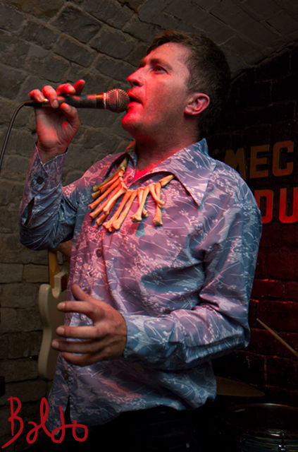 wau-arh07-15-2009-107