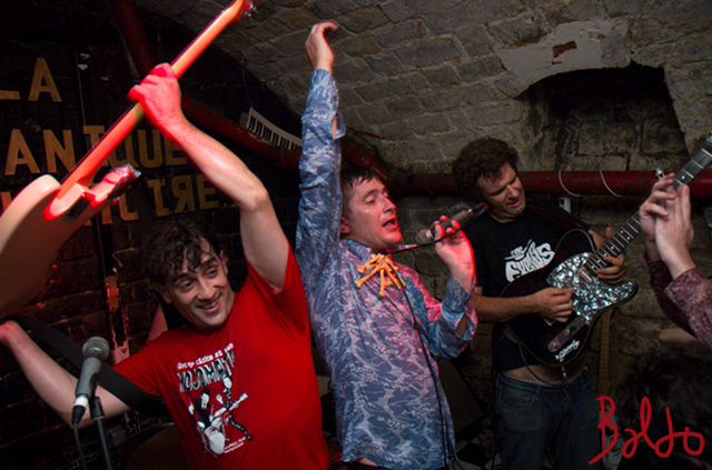 wau-arh07-15-2009-200